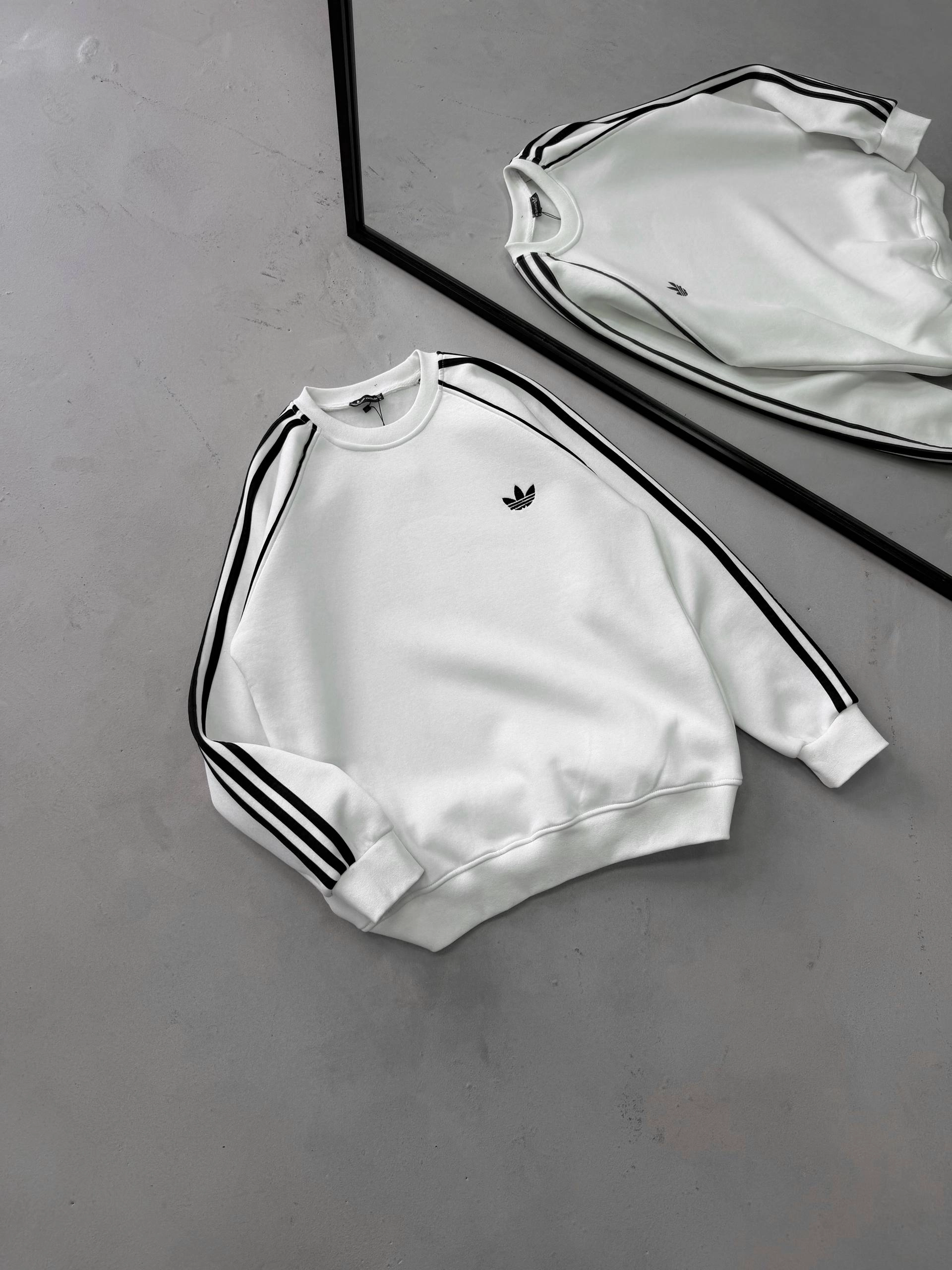 BEYAZ - ADİDAS MARKA - SWEATSHIRT