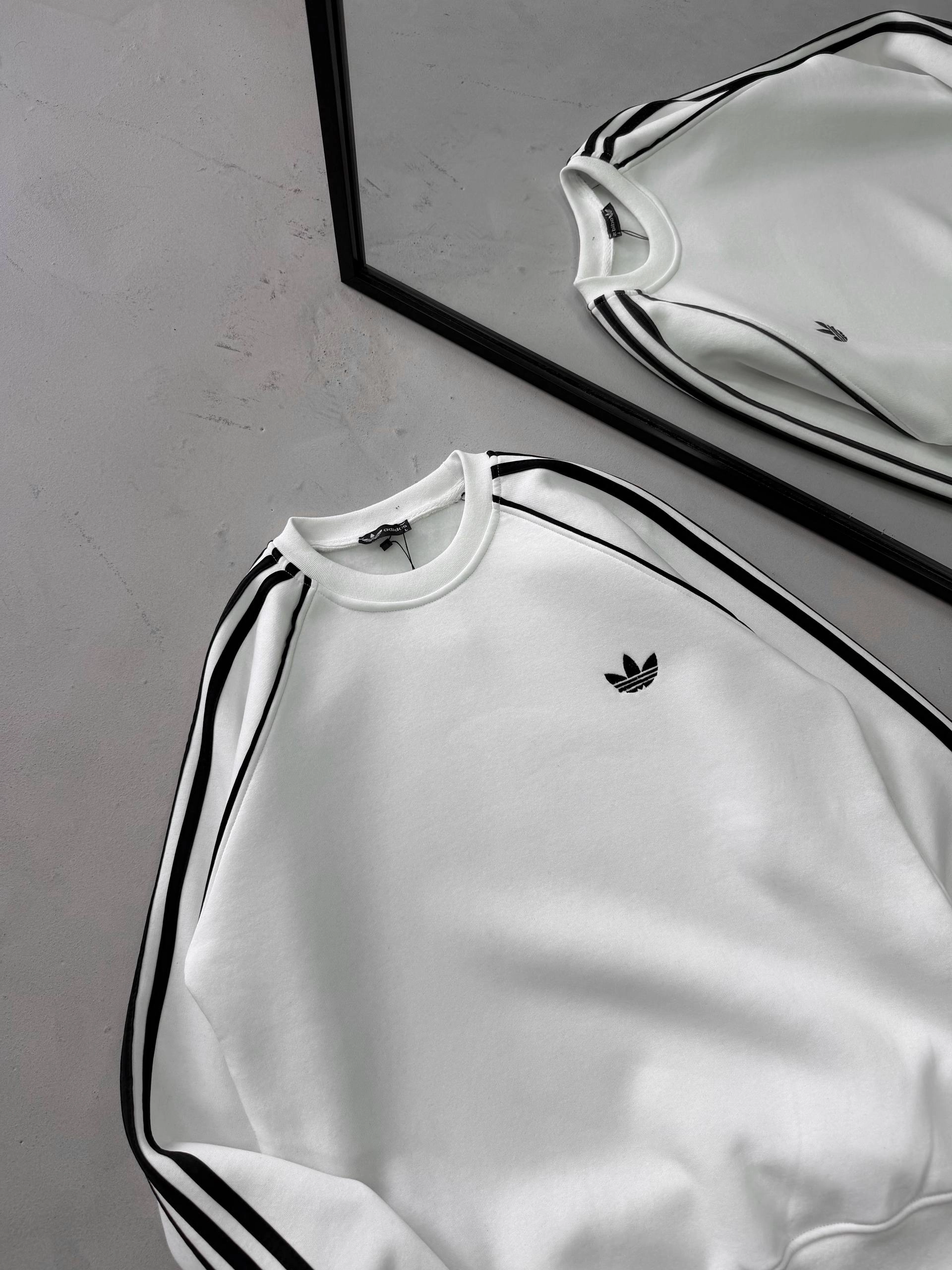 BEYAZ - ADİDAS MARKA - SWEATSHIRT