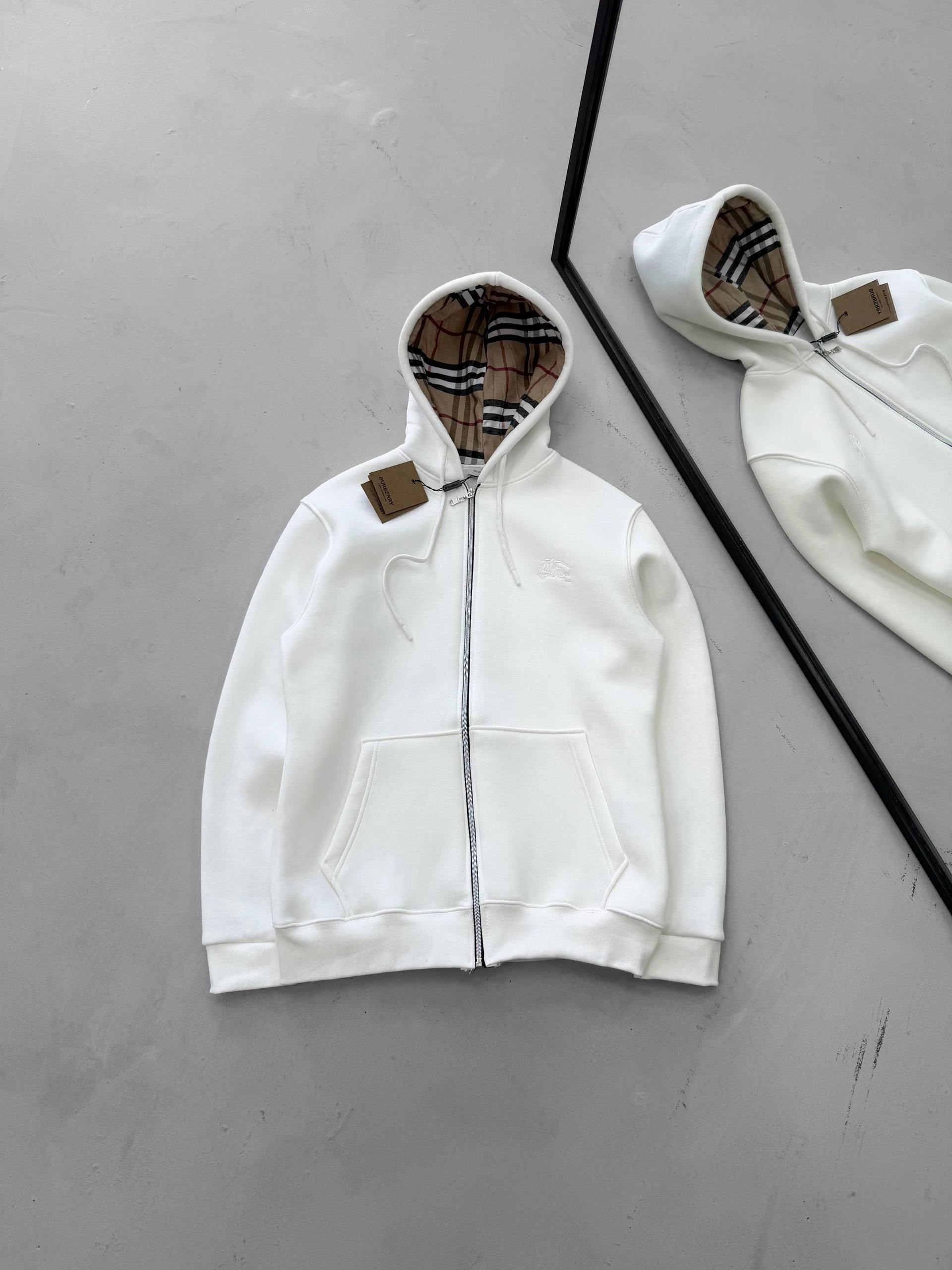 BEYAZ - Burberry  - HIRKA